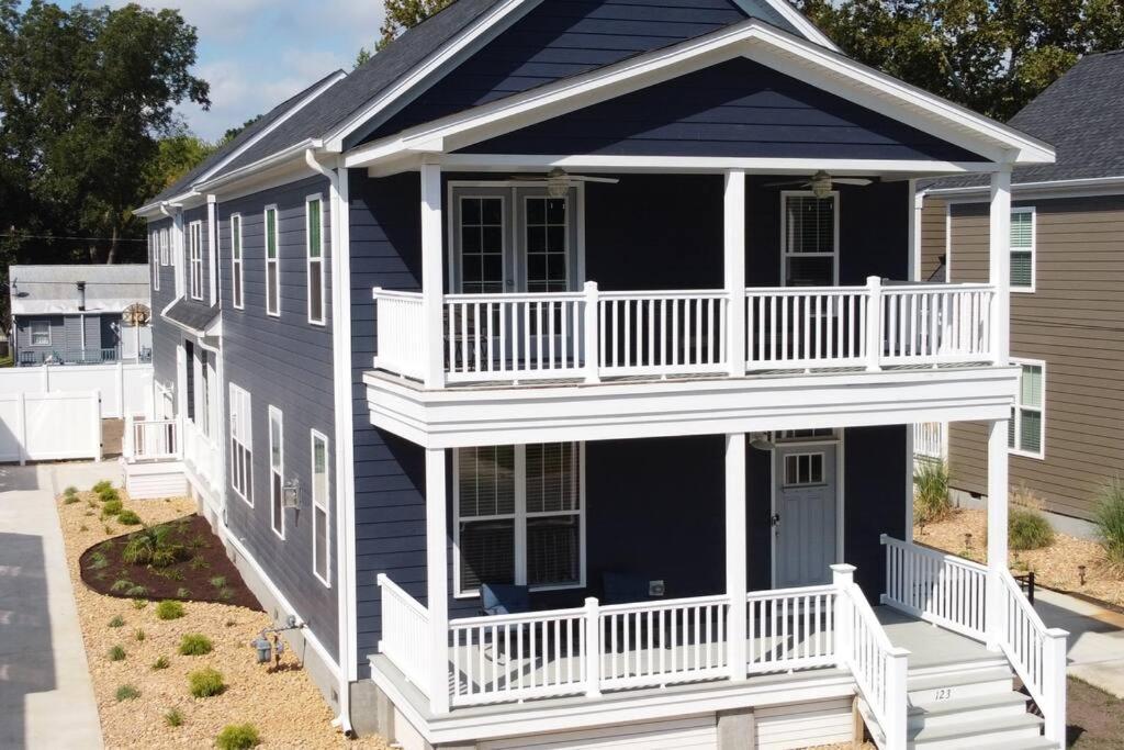 Luxurious Alberta Beach House W/ Historical Detail Hampton Luaran gambar